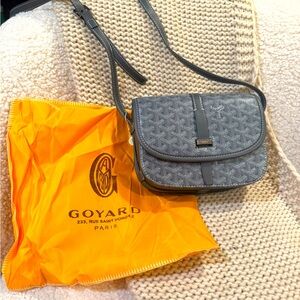 2024 Grey Goyard Belvedere PM crossbody bag in grey